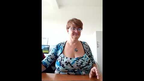 milf_love_fist99