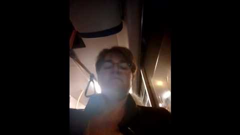 Media: milf_love_fist99 Stripchat 2025-10-03 03:34:00