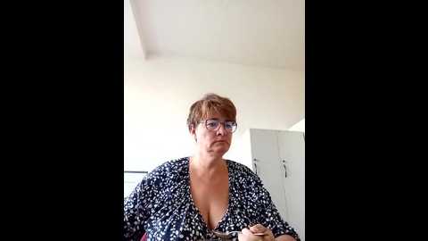 milf_love_fist99