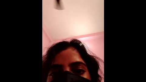 hot_komall