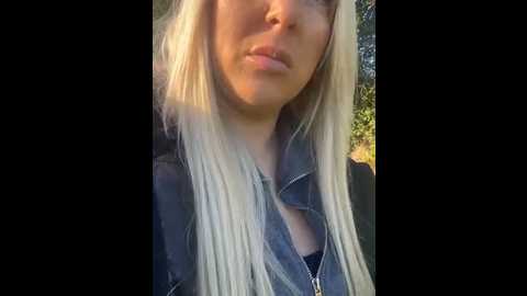 bustyblondebabe32