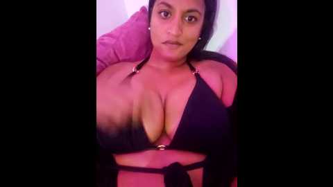busty_ariax