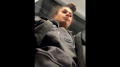 f3ckd0lllucy