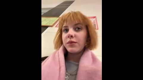 only_april @ stripchat on 20251008