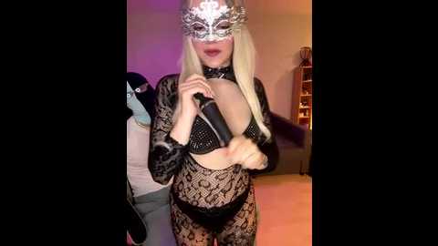 dark_bella