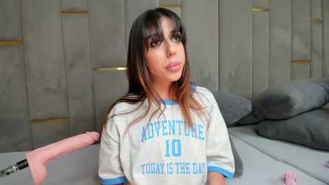 Media: eva_lim Stripchat 2025-10-09 15:49:00