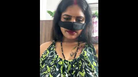 v_hot_sweti