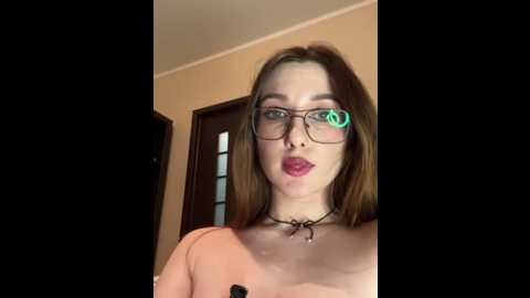 Media: evelyn39 Stripchat 2025-10-11 04:17:00