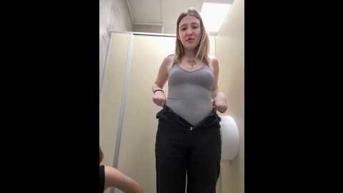 littlebitchesss