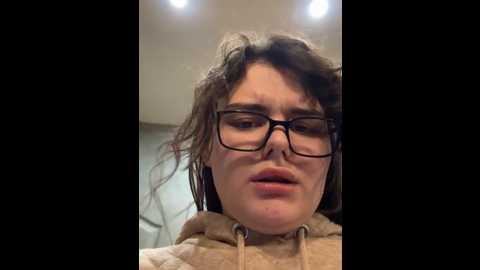 Media: nikamur Stripchat 2025-10-11 03:38:00