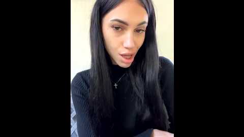 Media: ilariea_girl Stripchat 2025-10-12 13:02:00