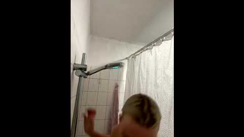 blondiejujuvibe