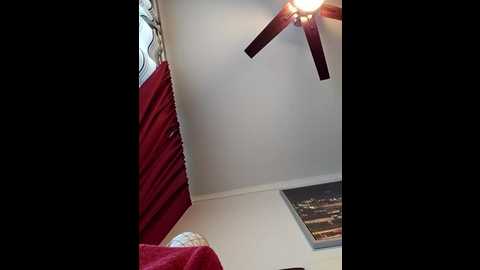 hornyblond_bella