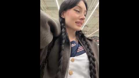 Media: melissa_crazy Stripchat 2025-10-13 16:54:00
