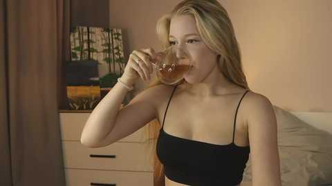 Media: alicelebel Stripchat 2025-10-15 03:52:00
