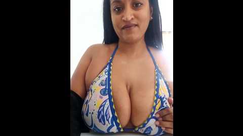 busty_ariax