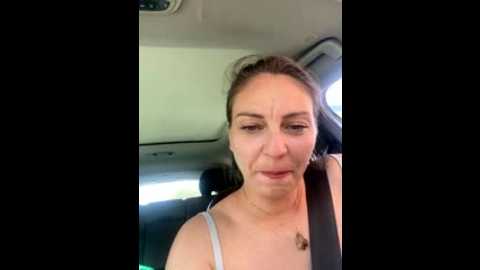 Media: cristalmegan Stripchat 2025-10-15 12:56:00