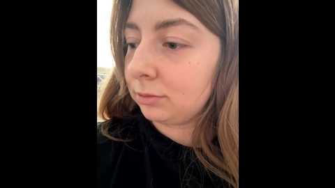 Media: curvyflawless Stripchat 2025-10-15 12:44:00
