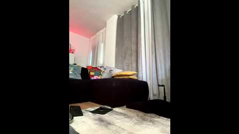 Media: kimkelly13 Stripchat 2025-10-15 15:55:00