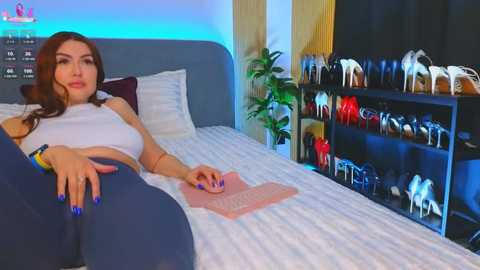 Media: kira_from_ua Stripchat 2025-10-15 03:14:00