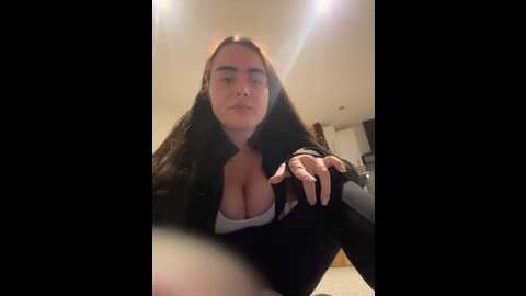 Media: lolabeara Stripchat 2025-10-15 20:23:00
