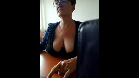 milf_love_fist99