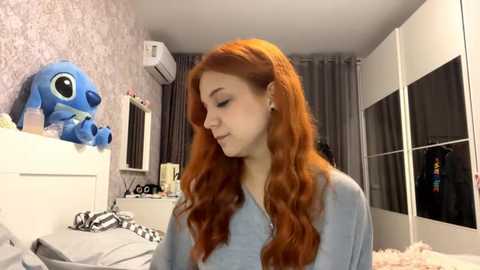 Media: randa_babygirl Stripchat 2025-10-15 19:18:00