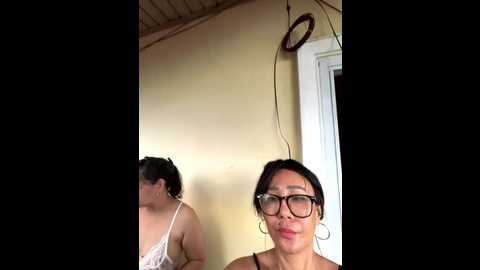 Media: sweetieme Stripchat 2025-10-15 03:31:00