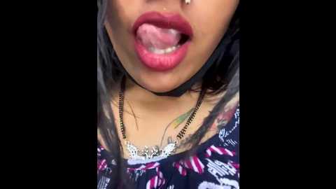 v_hot_sweti