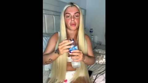 Media: irish_barbiemilfx Stripchat 2025-10-16 21:34:00