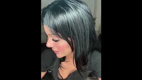 Media: juicylucie Stripchat 2025-10-16 00:08:00
