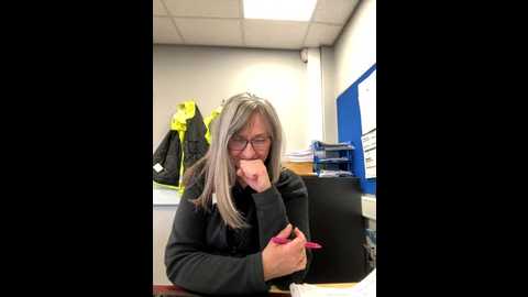 lily_uk_milf