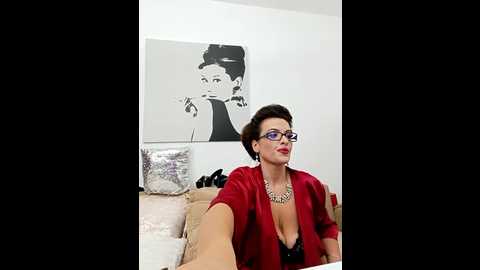 Media: rebeccanoble Stripchat 2025-10-16 03:03:00