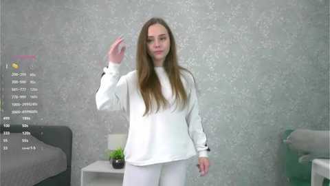 Media: sweetsarapie Stripchat 2025-10-16 19:16:00