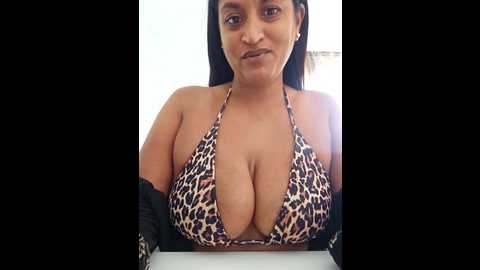 busty_ariax