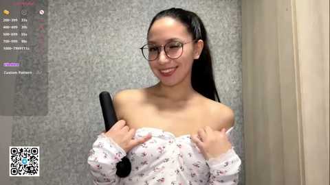 Media: cherrydreamers Stripchat 2025-10-17 07:52:00