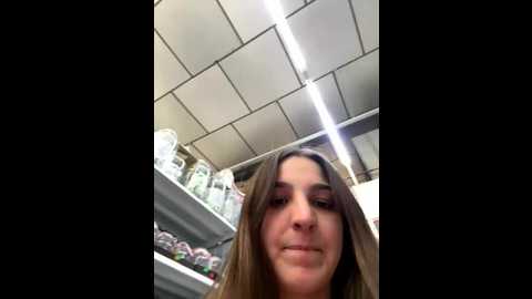 Media: dorideluxe66 Stripchat 2025-10-17 11:25:00