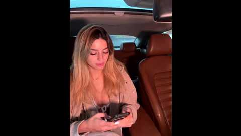 Media: jasmine_urprincess Stripchat 2025-10-17 06:55:00