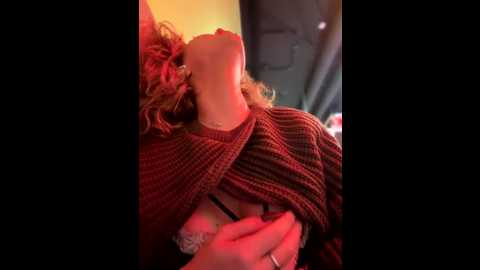 Media: kellykeler Stripchat 2025-10-17 11:30:00