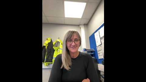 lily_uk_milf