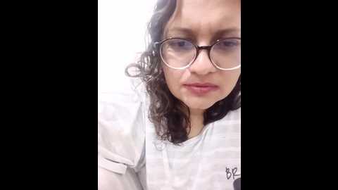 mahira_sharma01