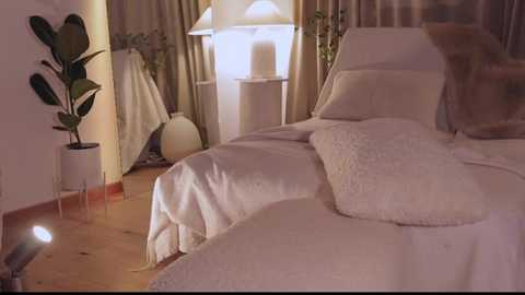 Media: nadia_bliss Stripchat 2025-10-17 21:56:00