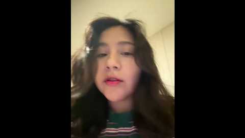 Media: naminae Stripchat 2025-10-17 06:48:00