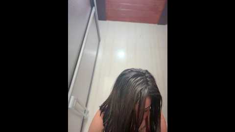 Media: nathalia_28_ Stripchat 2025-10-17 16:17:00