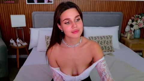 Media: rihannarose Stripchat 2025-10-17 03:24:00