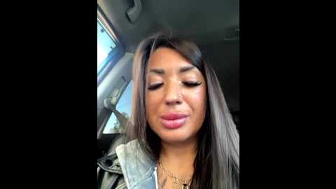 Media: ruslanaxx Stripchat 2025-10-17 06:46:00