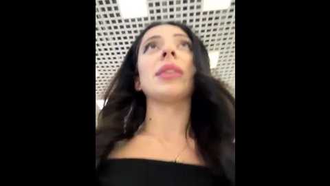Media: yesmoree Stripchat 2025-10-17 13:38:00