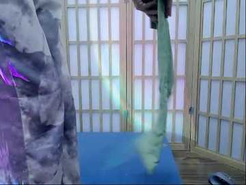 Media: candysweet2255 Stripchat 2025-10-18 11:49:00