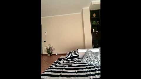 eva_pearl