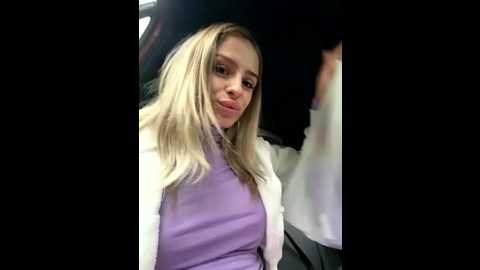 Media: sophievj Stripchat 2025-10-18 13:35:00